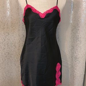 Victoria's Secret Black with Fushia/Pink Lace Trim Babydoll Lingerie Size Medium
